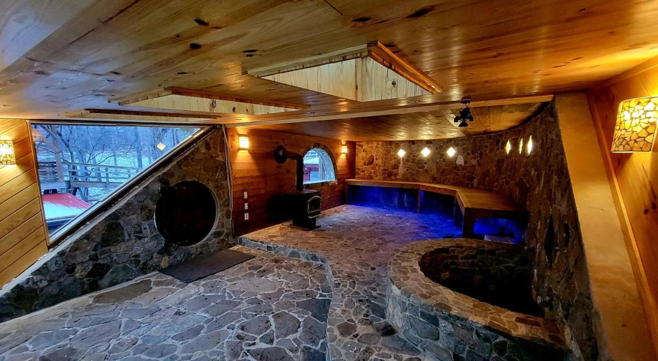 Shire Suite At White Lotus Eco Spa Retreat Stanardsville Eksteriør billede